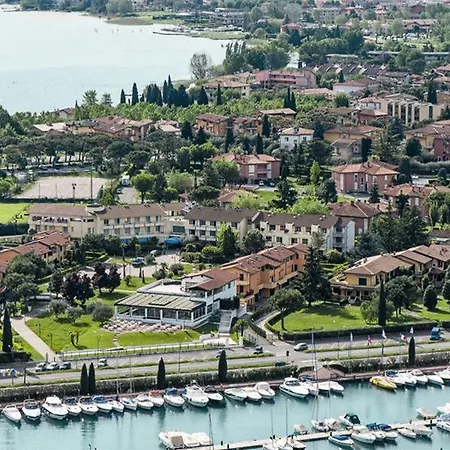 Otel Du Parc 4*