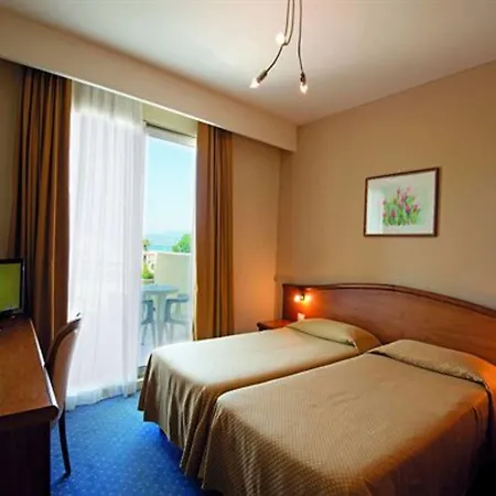 Du Parc 4*